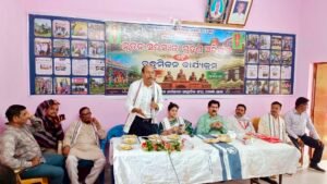 ସାମ୍ବାଦିକଙ୍କ ସୁରକ୍ଷା, ପେନସନ ଓ ସ୍ୱାସ୍ଥ୍ୟ ବୀମା ରାଶି ବୃଦ୍ଧି ପାଇଁ ଓ.ୟୁ.ଡବ୍ଲୁ.ଜେ ପକ୍ଷରୁ ଦାବି